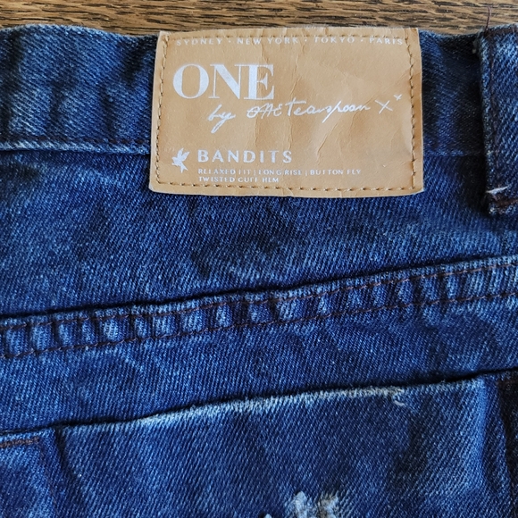 One Teaspoon Bandits Shorts - Picture 4 of 7